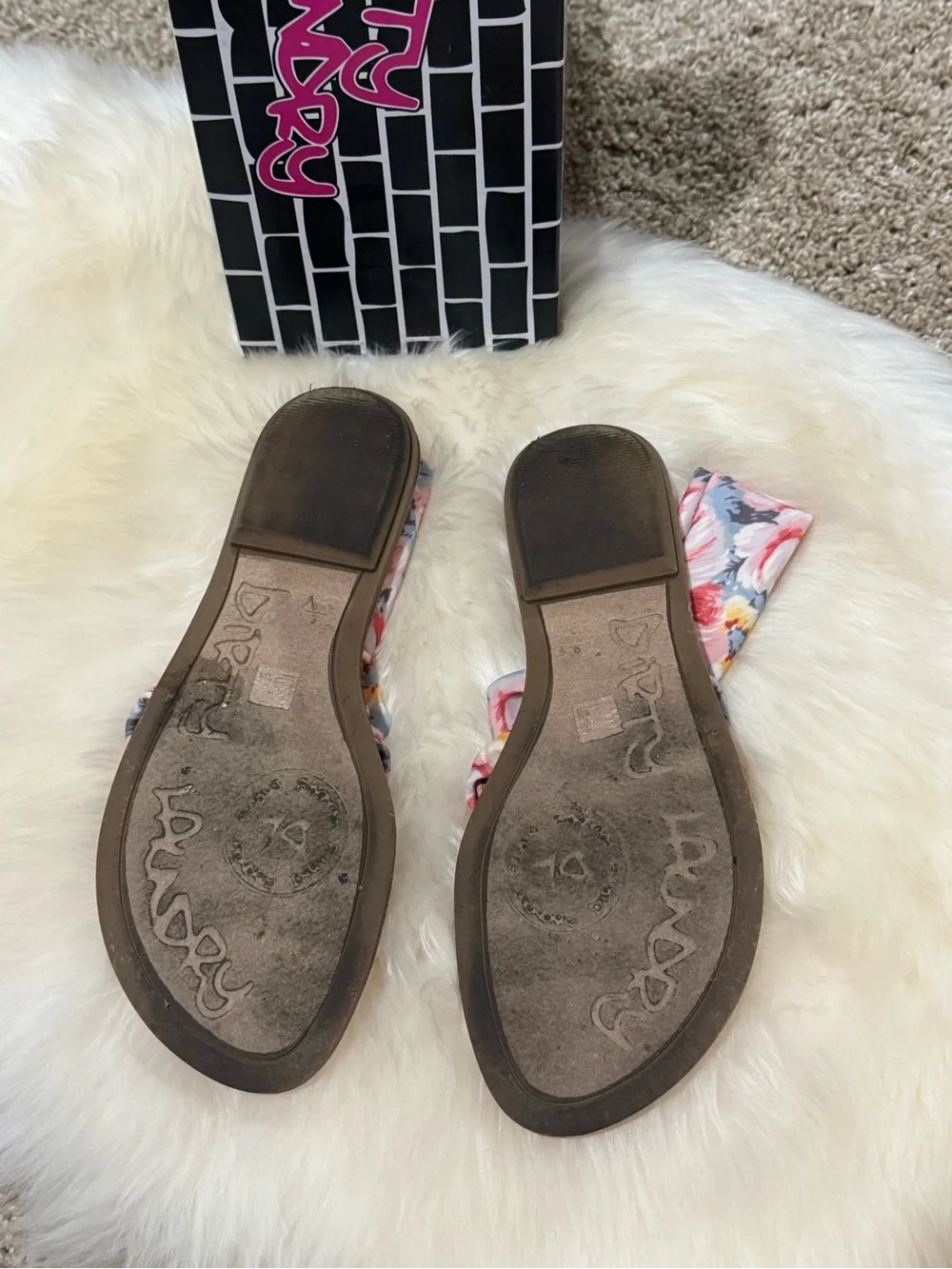 Dirty Laundry Beebop Cornflower Pink Floral Tie-Front Sandals  Size 9 / 40